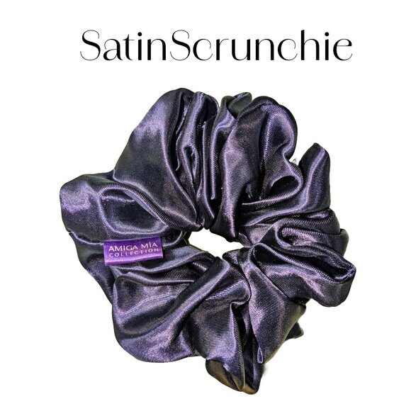 Amiga Mia large navy blue satin scrunchie hand crafted - Picture 1 of 5